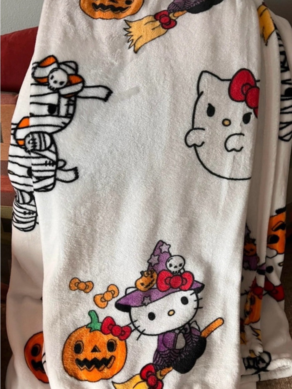 Hello Kitty Halloween Blanket
